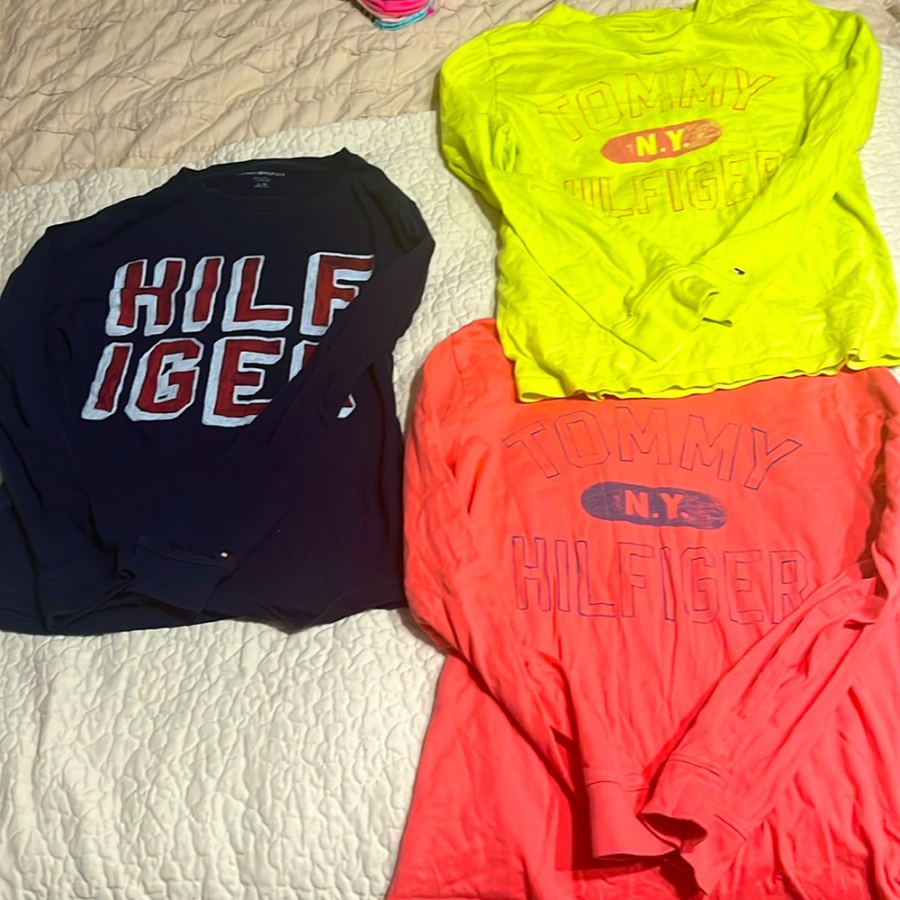 three girls Tommy Hilfiger long sleeved lightweight T-shirts size large 12 to 14